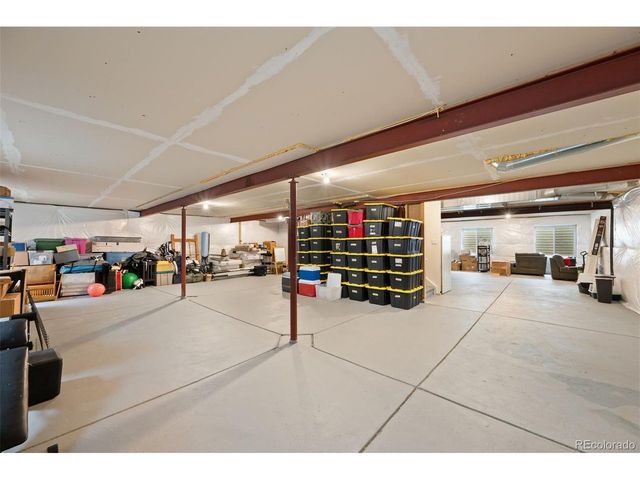 23641 E Whitaker Dr, Aurora, CO 80016