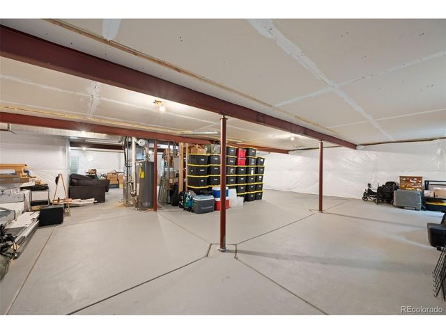 23641 E Whitaker Dr, Aurora, CO 80016