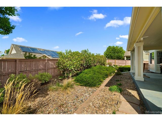 23641 E Whitaker Dr, Aurora, CO 80016