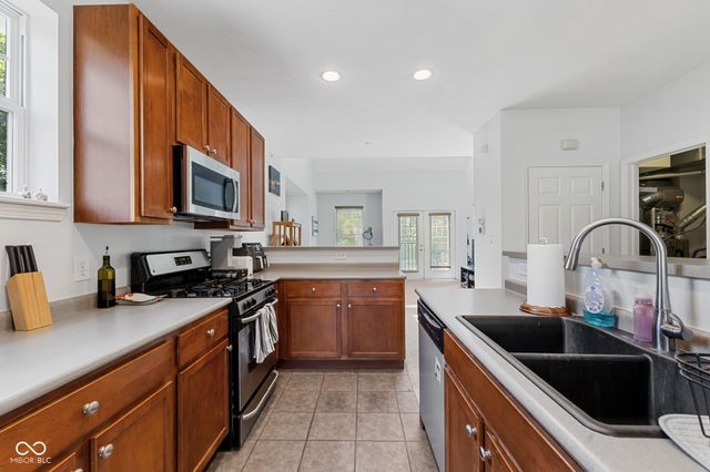 6633 Reserve Drive, Indianapolis, IN 46220