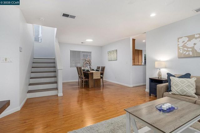 745 Bayshore St, Martinez, CA 94553