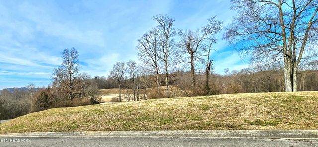 101 Center Park Lane, Oak Ridge, TN 37830
