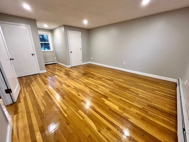 154 N Central Ave, Quincy, MA 02170