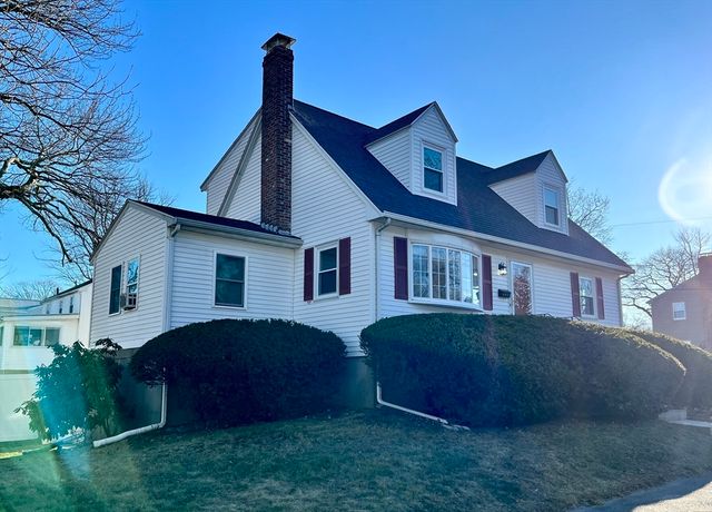 154 N Central Ave, Quincy, MA 02170