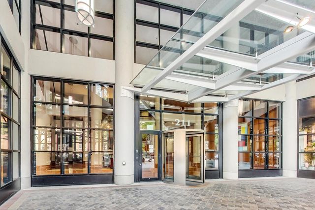 211 E Ohio Street 508, Chicago, IL 60611