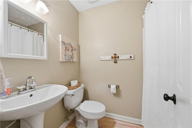 450 Tyson Circle, Roswell, GA 30076