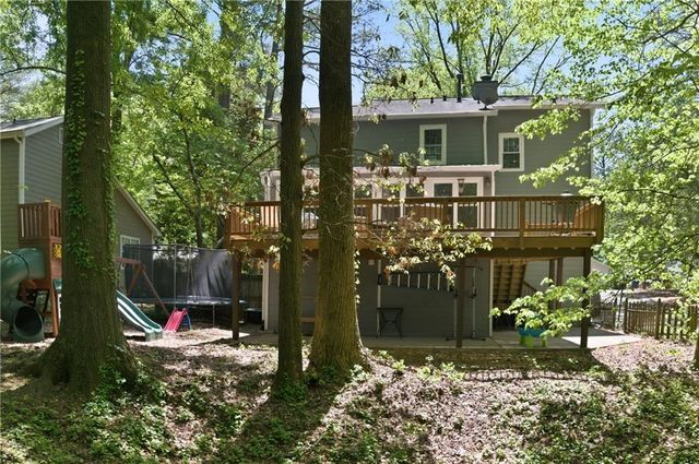 450 Tyson Circle, Roswell, GA 30076