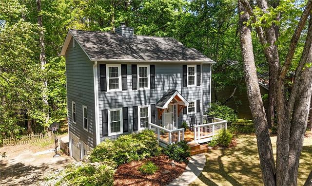 450 Tyson Circle, Roswell, GA 30076