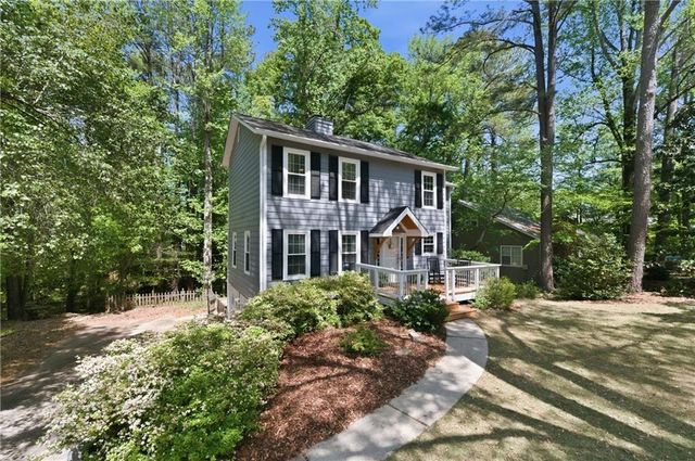 450 Tyson Circle, Roswell, GA 30076