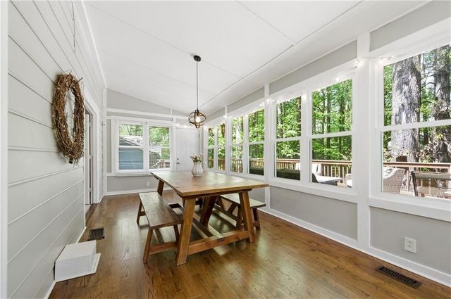 450 Tyson Circle, Roswell, GA 30076