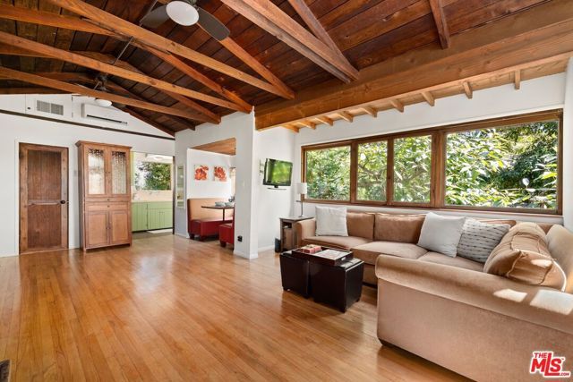 10423 Scenario Lane, Los Angeles, CA 90077