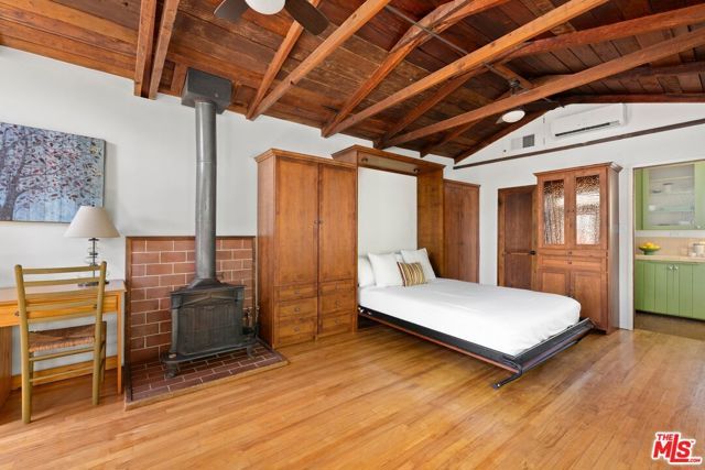 10423 Scenario Lane, Los Angeles, CA 90077
