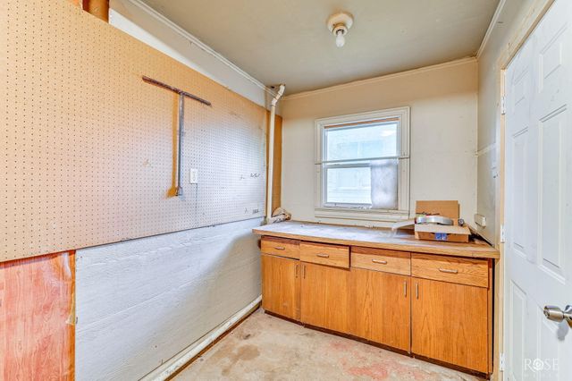 2104 W Avenue J, San Angelo, TX 76901