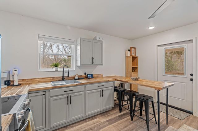 161 Ryner Rd., Hattiesburg, MS 39402