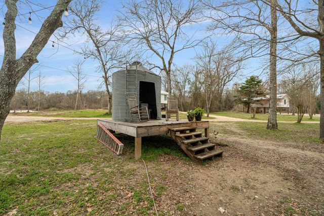 161 Ryner Rd., Hattiesburg, MS 39402