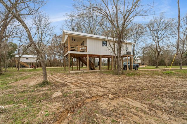 161 Ryner Rd., Hattiesburg, MS 39402