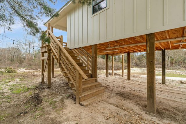 161 Ryner Rd., Hattiesburg, MS 39402