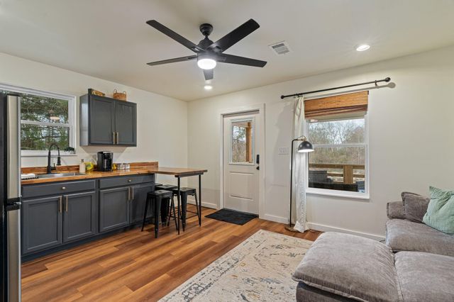 161 Ryner Rd., Hattiesburg, MS 39402