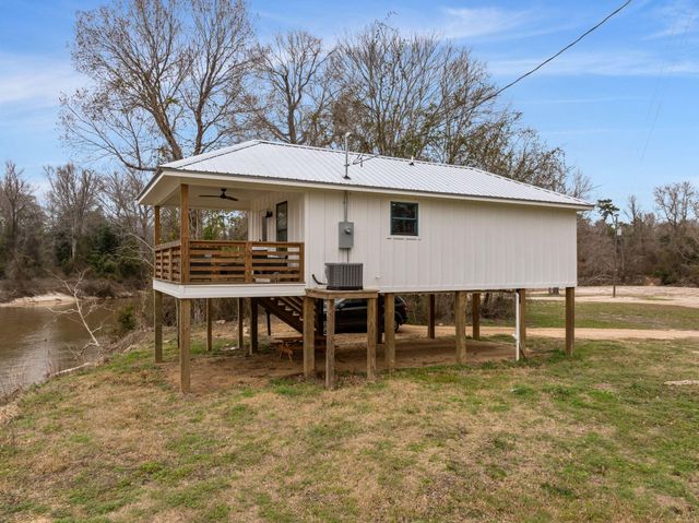 161 Ryner Rd., Hattiesburg, MS 39402