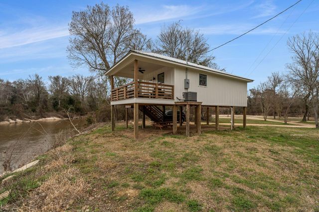 161 Ryner Rd., Hattiesburg, MS 39402