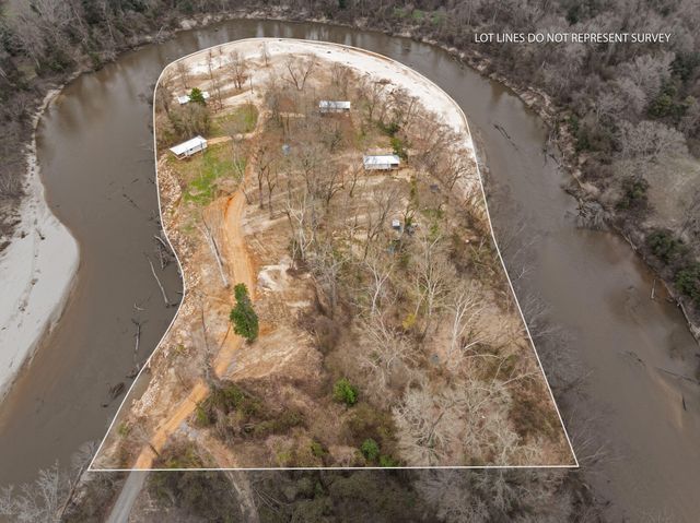 161 Ryner Rd., Hattiesburg, MS 39402