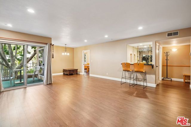5845 Doverwood Drive 106, Culver City, CA 90230