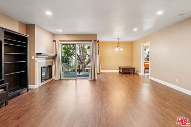 5845 Doverwood Drive 106, Culver City, CA 90230