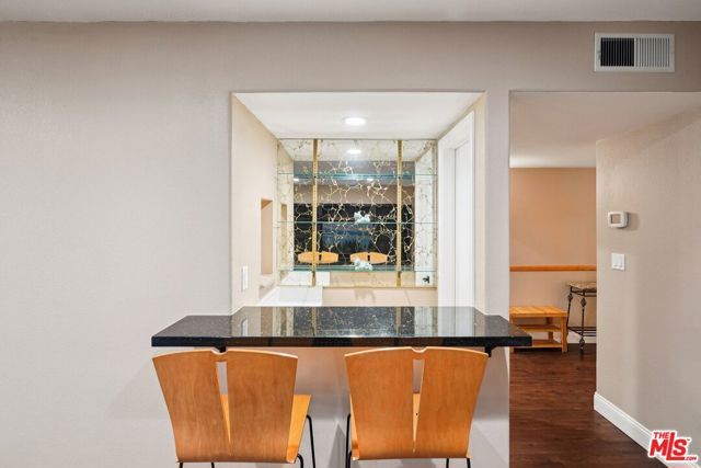 5845 Doverwood Drive 106, Culver City, CA 90230