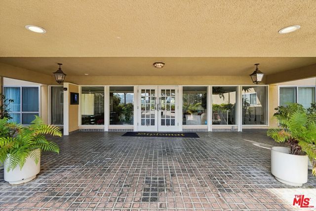 5845 Doverwood Drive 106, Culver City, CA 90230