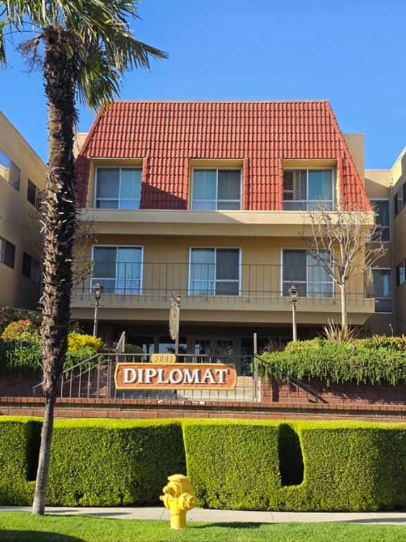 5845 Doverwood Drive 106, Culver City, CA 90230
