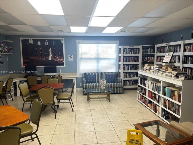 2515 W Emory Drive A, West Palm Beach, FL 33415