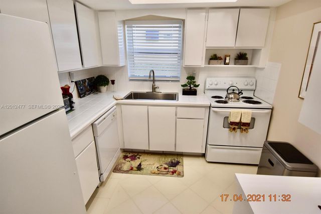 2515 W Emory Drive A, West Palm Beach, FL 33415