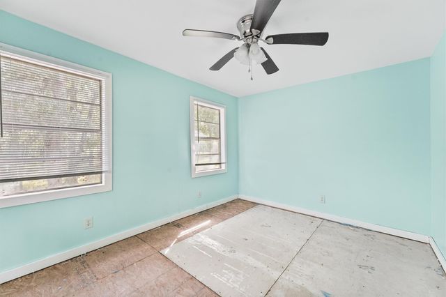 768 County Road 2870, Cleveland, TX 77327