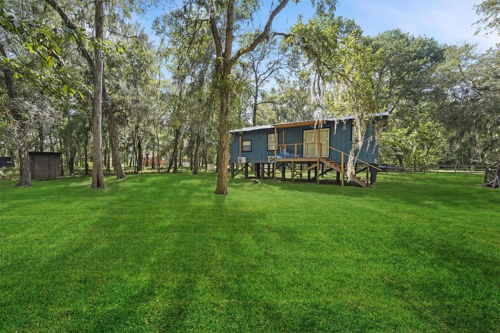 768 County Road 2870, Cleveland, TX 77327