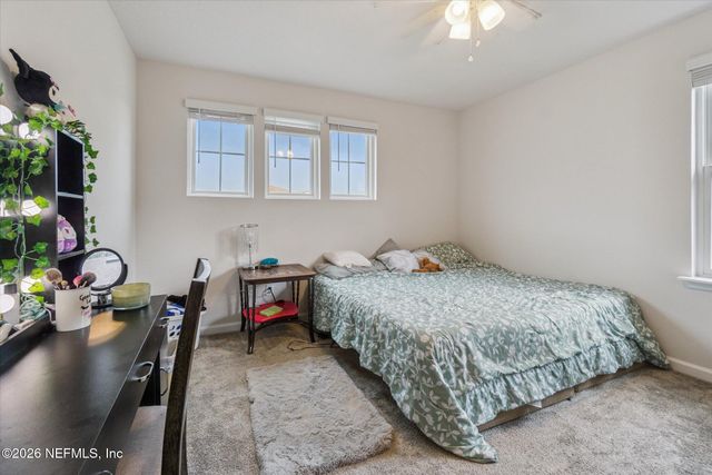 1977 AMBERLY Drive, Middleburg, FL 32068