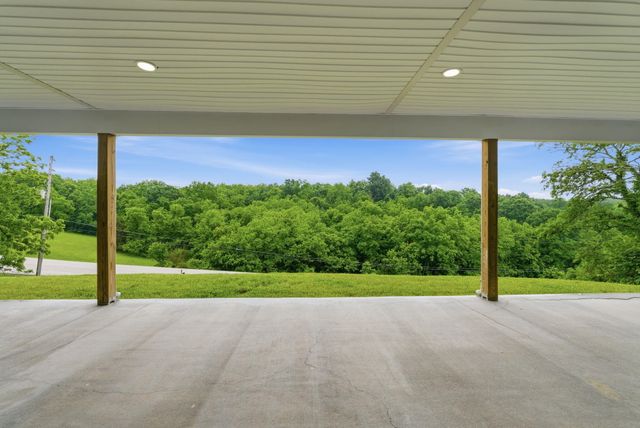 203 Mallard Point Drive, Georgetown, KY 40324