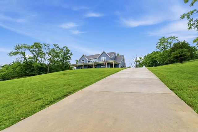 203 Mallard Point Drive, Georgetown, KY 40324