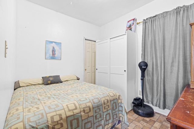 2243 S Woodward STREET, Milwaukee, WI 53207