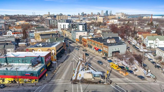 2243 S Woodward STREET, Milwaukee, WI 53207