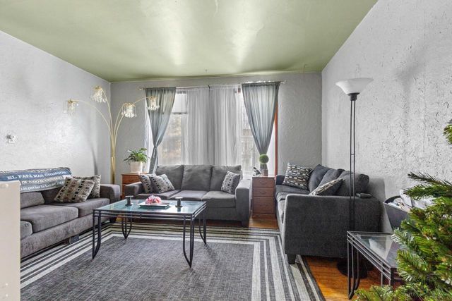 2243 S Woodward STREET, Milwaukee, WI 53207