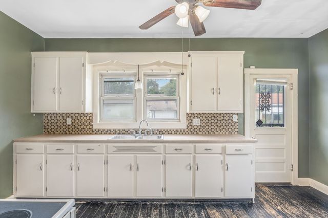 1410 Debow St, Old Hickory, TN 37138