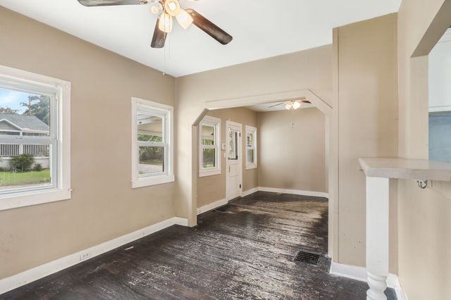1410 Debow St, Old Hickory, TN 37138