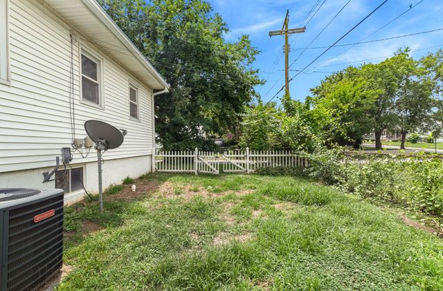 1410 Debow St, Old Hickory, TN 37138