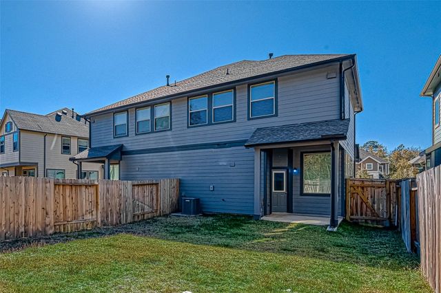 316 N Spotted Fern Drive, Montgomery, TX 77316