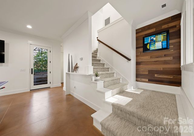 16208 Weatherly Way, Huntersville, NC 28078