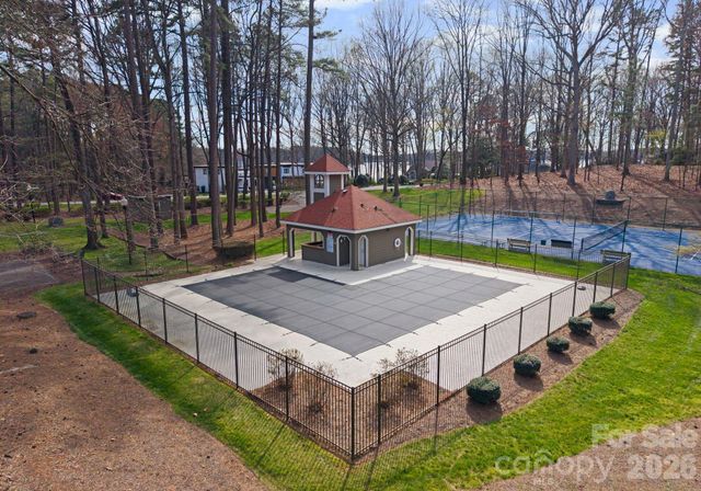 16208 Weatherly Way, Huntersville, NC 28078