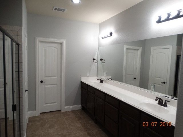 924 Eagle Creek Trail, Mckinney, TX 75072