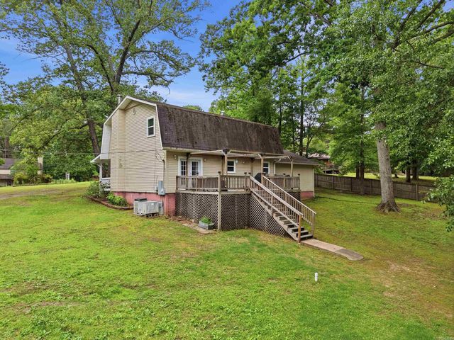 9010 Josanne Lane, Mabelvale, AR 72103