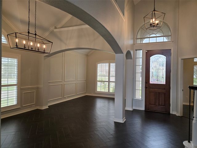 1355 Meadowview Drive, Kennedale, TX 76060