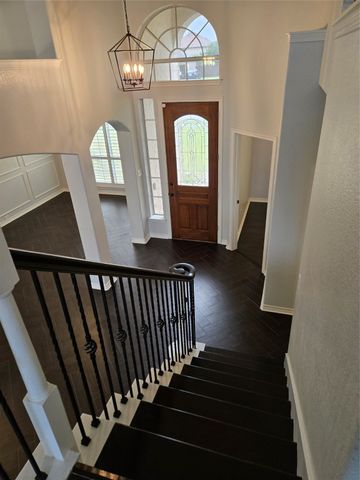 1355 Meadowview Drive, Kennedale, TX 76060